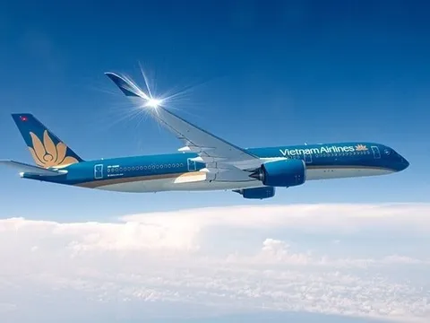 Vietnam Airlines bán 10 USD cho 1 giờ sử dụng internet trên máy bay, các hãng bay khác bán giá nào?