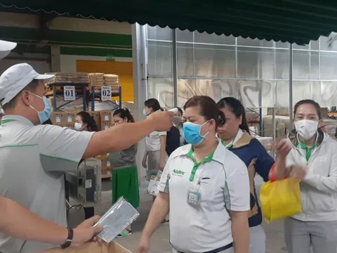 TPHCM xét nghiệm sàng lọc COVID-19 cho công nhân